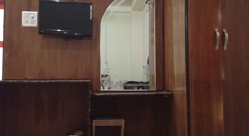 Hotel Shreeji Inn Haridwar Bilik gambar
